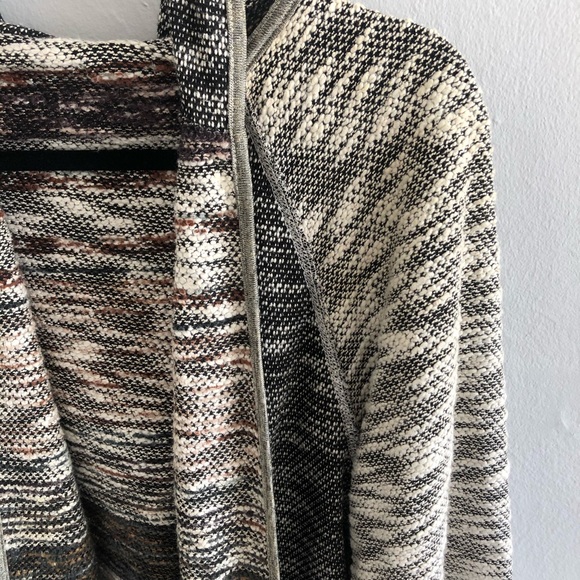 Loose fitting open jacket - Picture 2 of 2